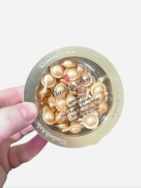 Elizabeth Arden Advanced Ceramide Capsules Daily Youth Restoring Serum